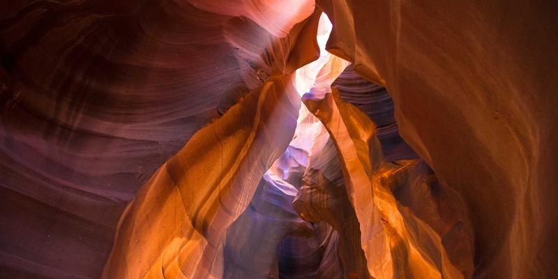 开放式关系中的情感管理：咨询师如何引导伴侣建立规则与处理嫉妒 | 约会女孩日记关系指导