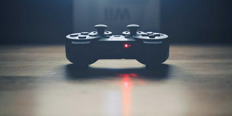 当东方遇见西方：文化差异如何重塑亲密关系与恋爱技巧