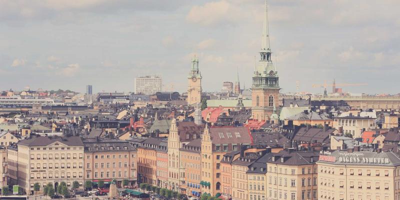 当赛博朋克遇见约会建议：情感咨询如何解决跨文化婚姻冲突，搭建沟通桥梁