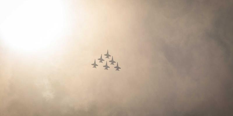 《约会女孩日记》中的赛博朋克恋爱技巧：数字时代的情感咨询最佳实践