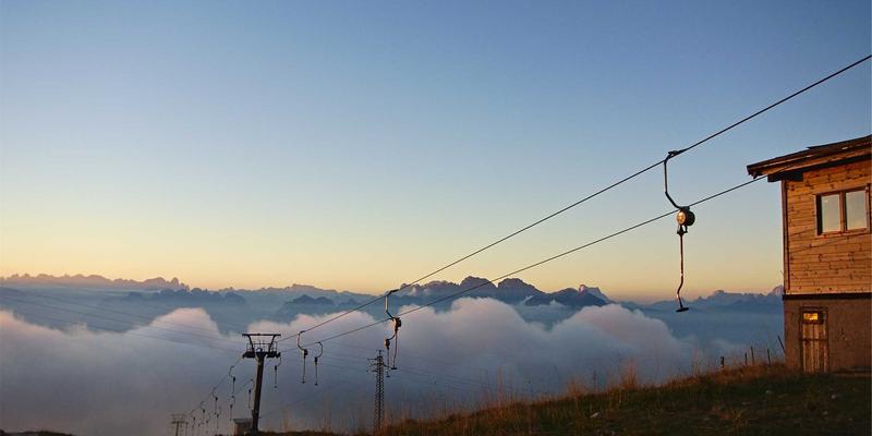 高功能焦虑者在恋爱中的情感疏离：约会建议与重建亲密关系的实用技巧